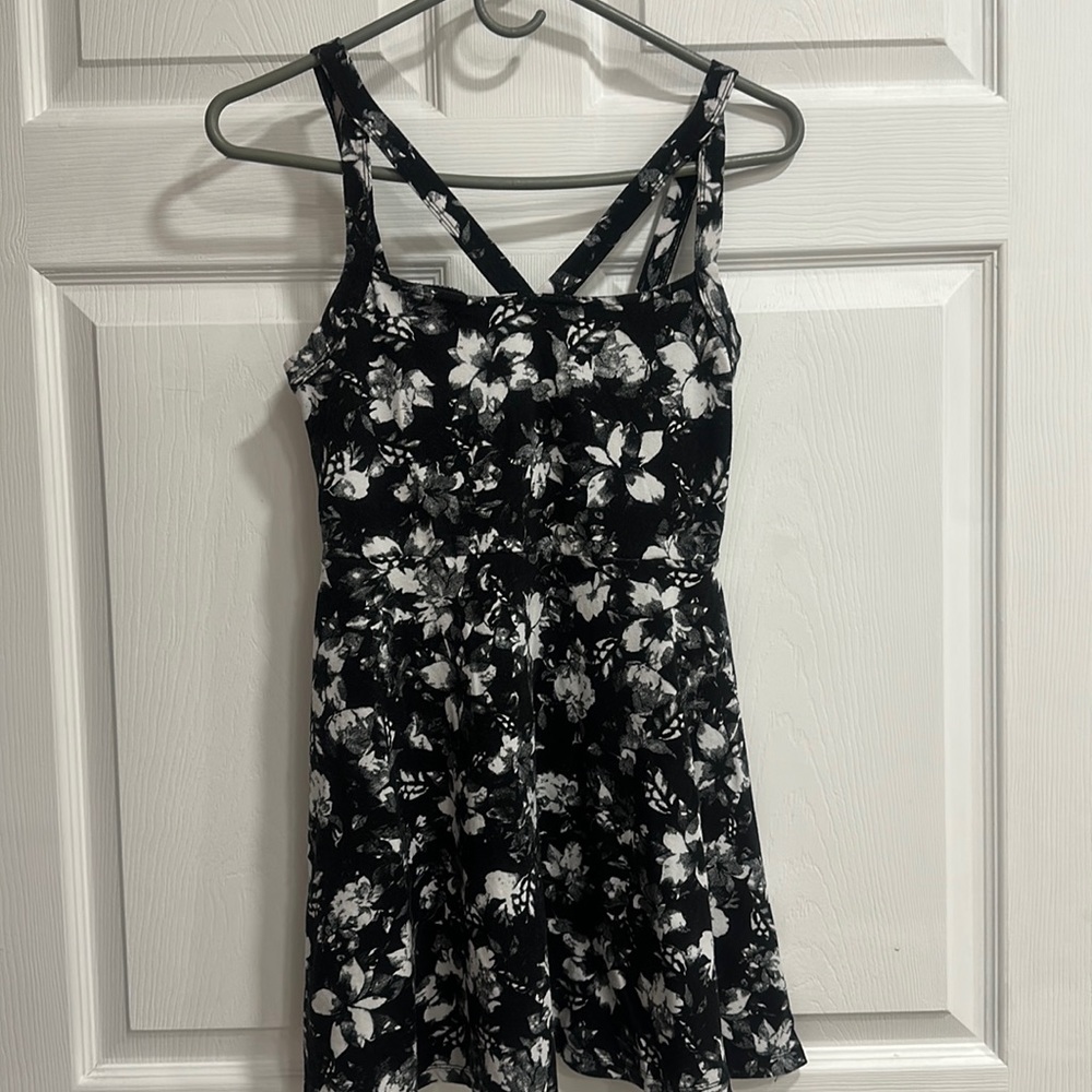 Black and white summer dress